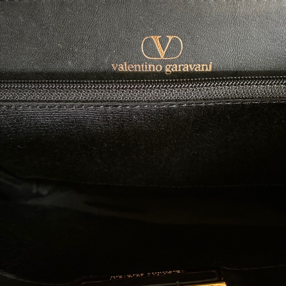 VALENTINO GARAVANI CROSSBODY BAG (Preloved) - Picture 3 of 9